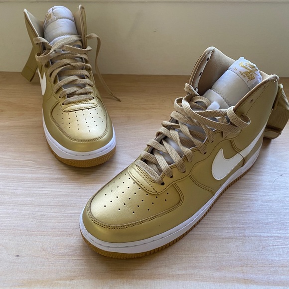 *SOLD* Nike Air Force 1 High QS “Gold” US Men 11 - Picture 2 of 7